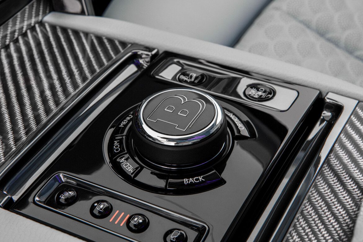 BRABUS 700 BLUE SKY Studio klein (28)-1170×780 BRABUS 700 BLUE SKY Studio klein (28)-1170x780