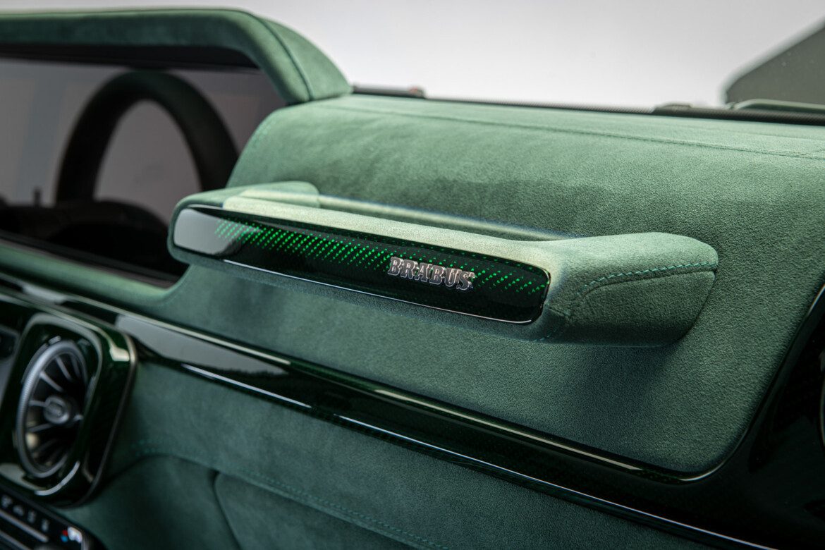 BRABUS 900 Mean Green On Location klein (30)-1170×780 BRABUS 900 Mean Green On Location klein (30)-1170x780