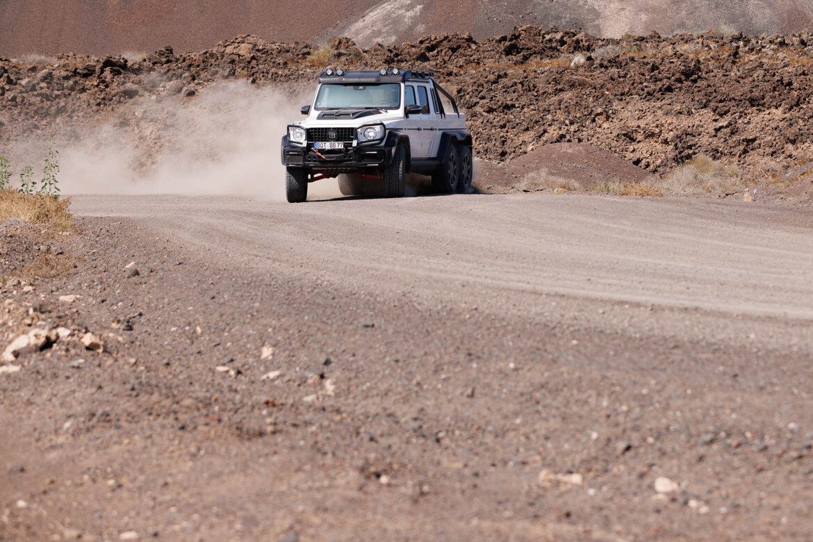 Brabus_6x6_XLP_800_DRV_011-1170x780
